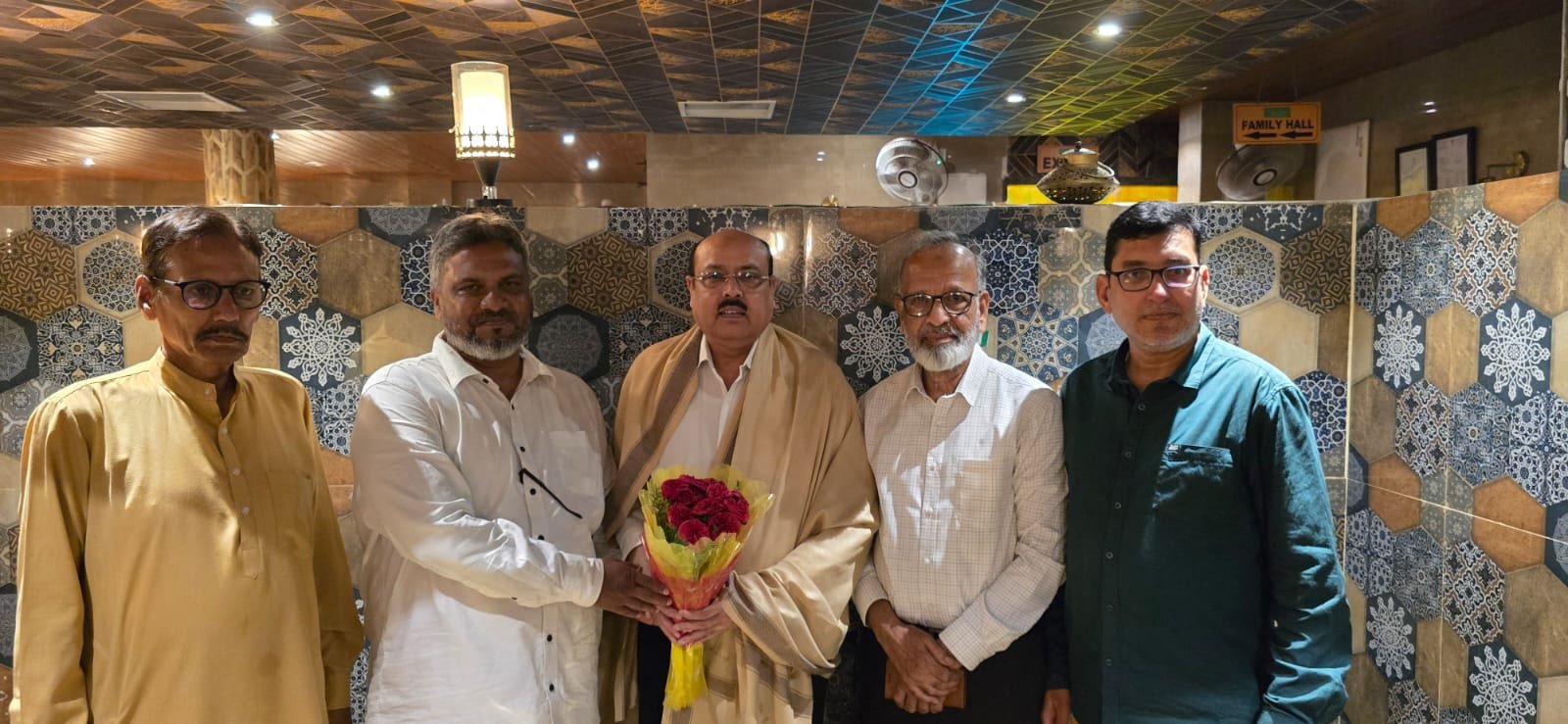 Hyderabad Reunion: Obaidur Rahman Bonds with Riyadh Friends