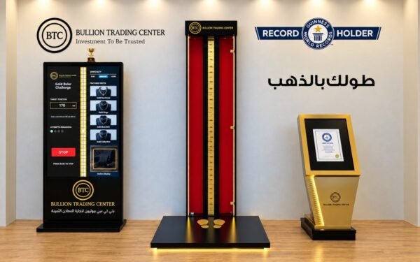 World’s Tallest Gold Bar Draws Crowds at Sharjah Jewellery Show with ‘Measure Your Height in Gold’ Experience
